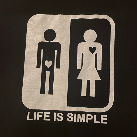 Life is simple tee shirt - Picture 2 of 3